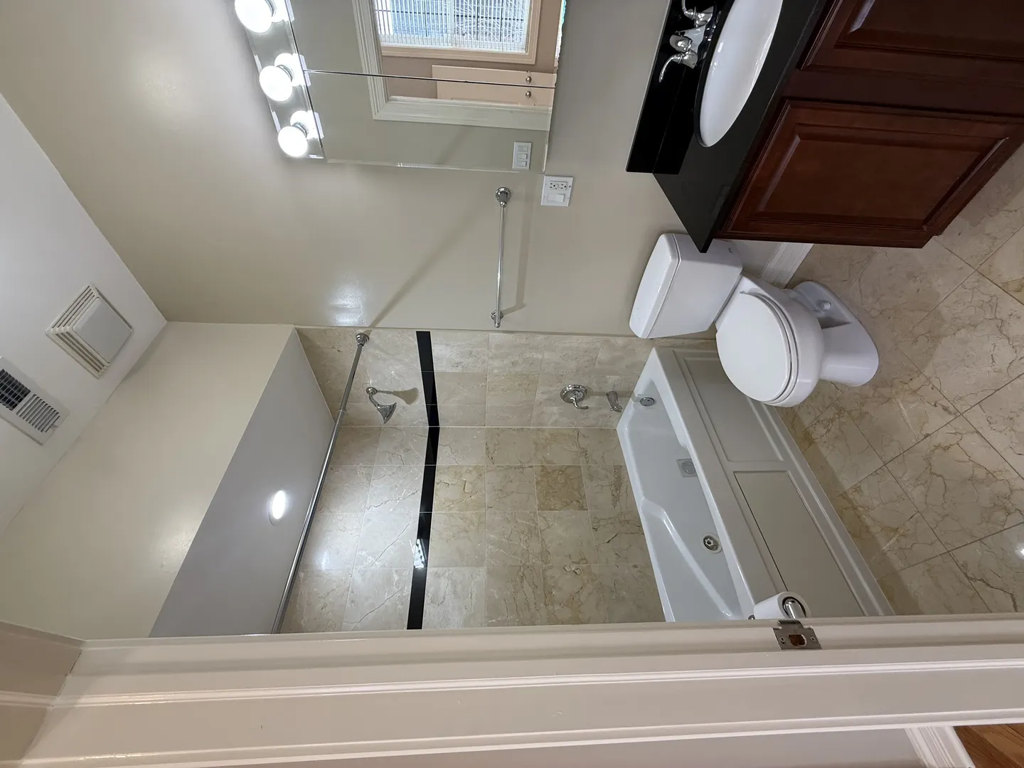 2338 W MORSE Avenue IL #4A
