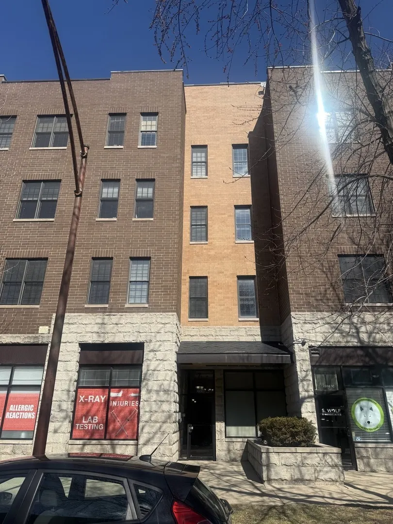 2338 W MORSE Avenue IL #4A