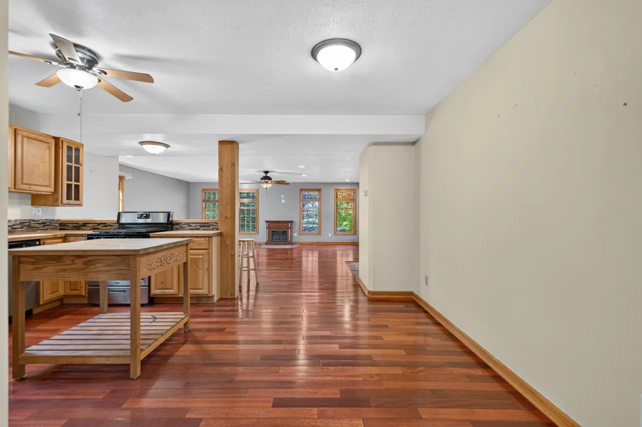 803 E State Street IL