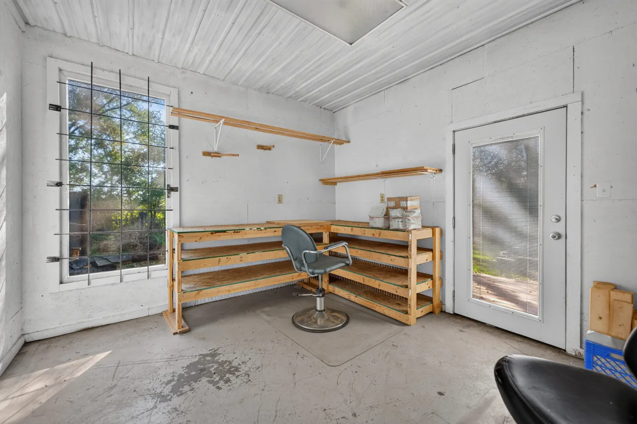 803 E State Street IL
