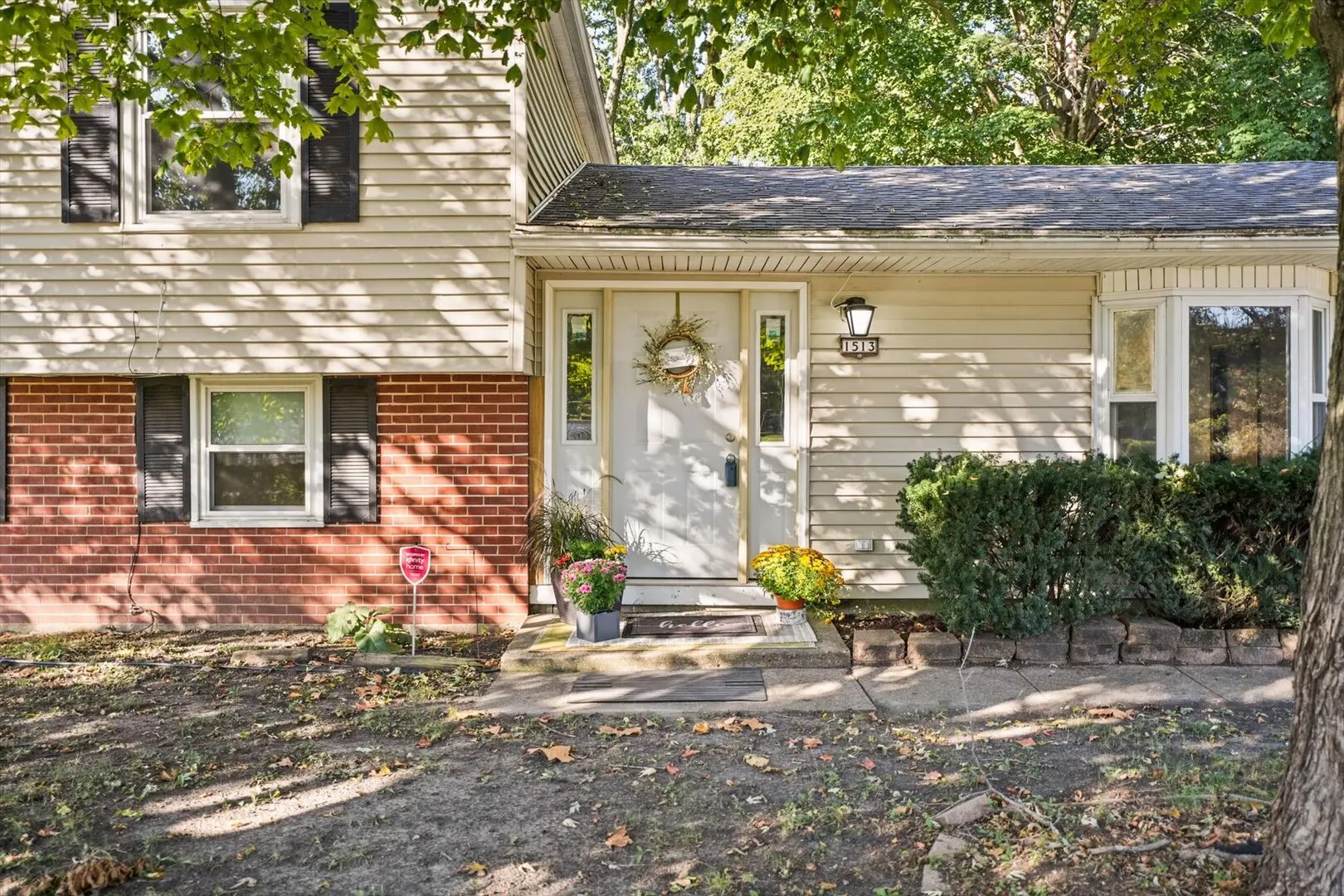 1513 Kenwood Road IL