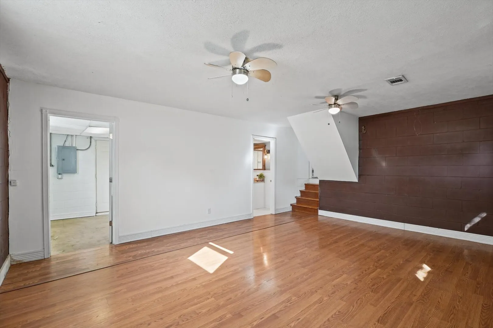 1513 Kenwood Road IL