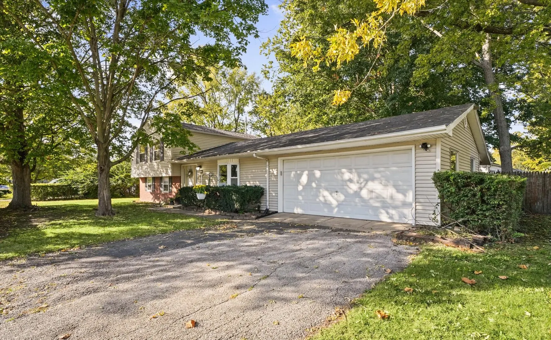 1513 Kenwood Road IL