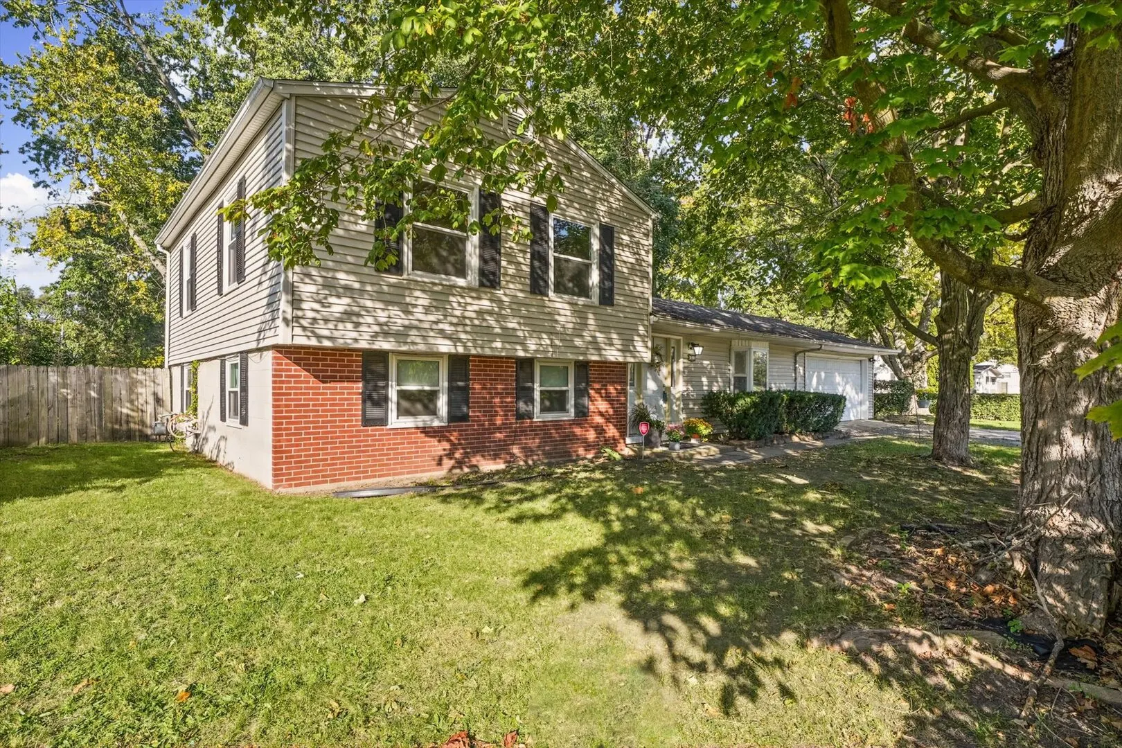 1513 Kenwood Road IL