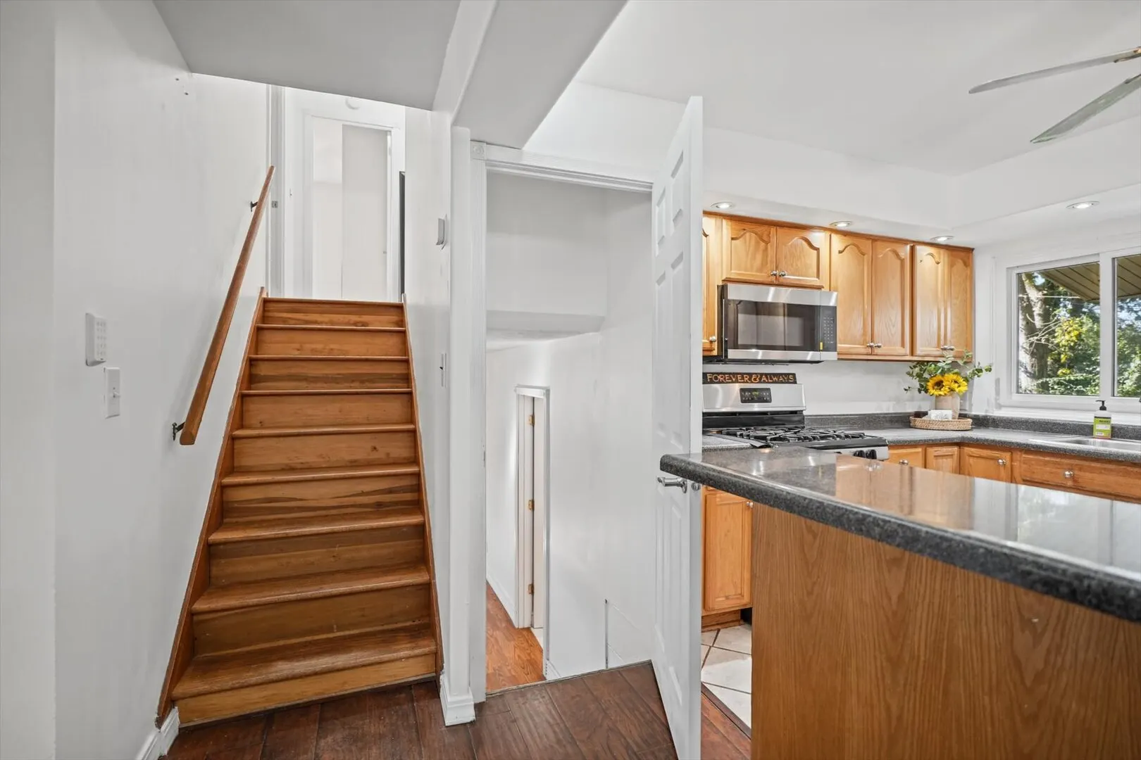 1513 Kenwood Road IL
