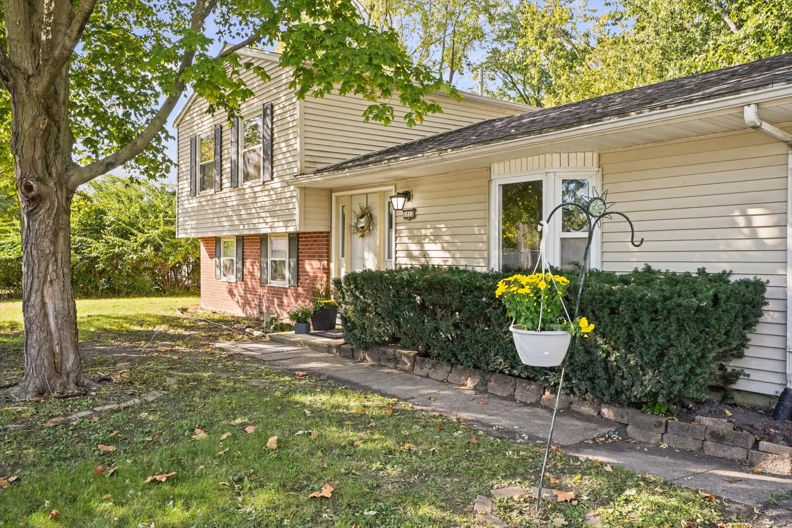 1513 Kenwood Road IL