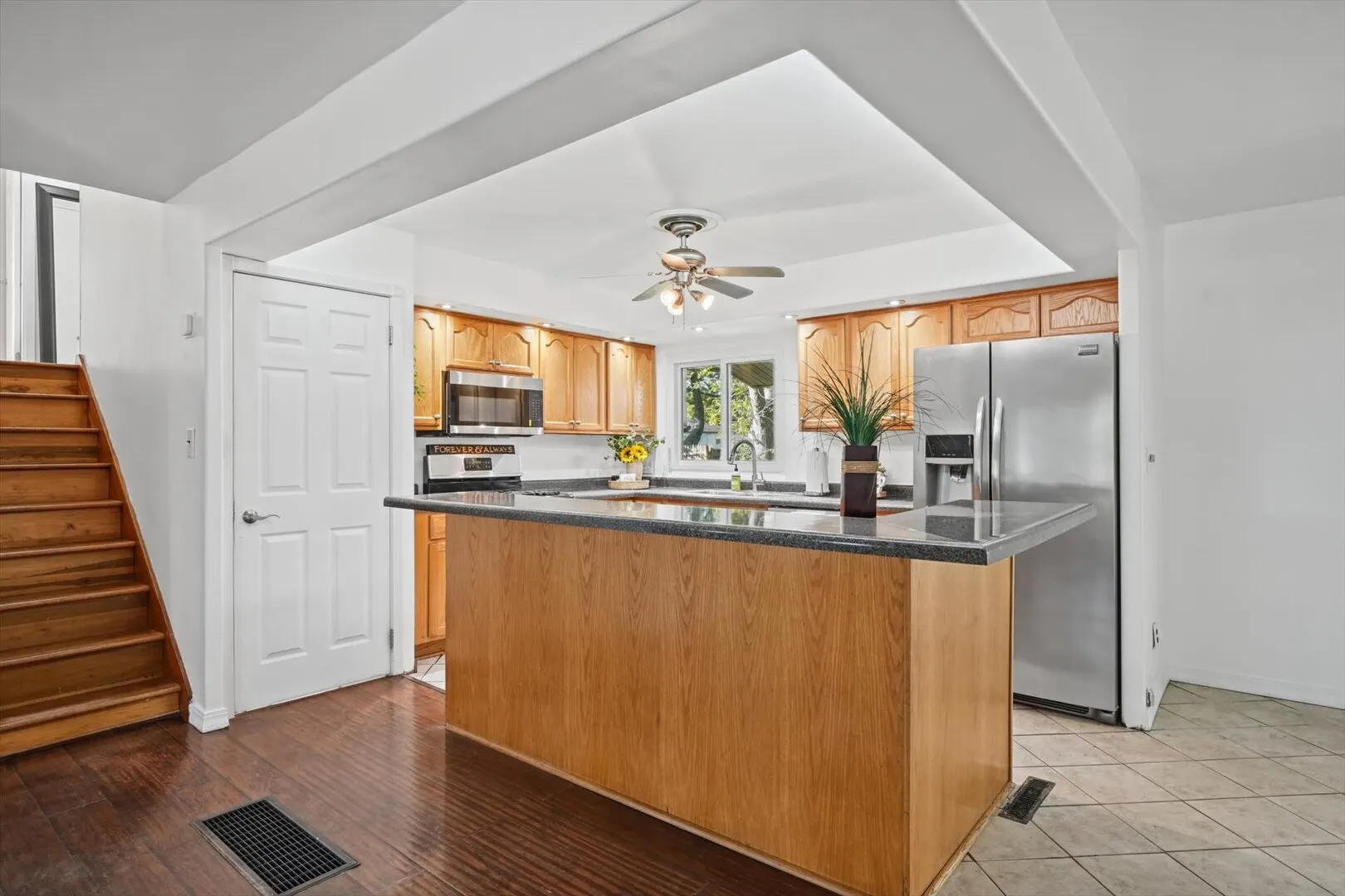 1513 Kenwood Road IL