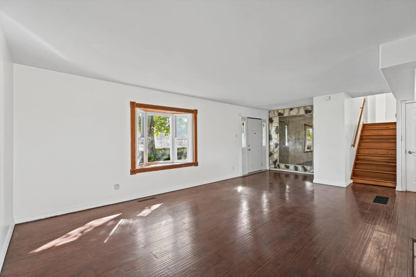 1513 Kenwood Road IL
