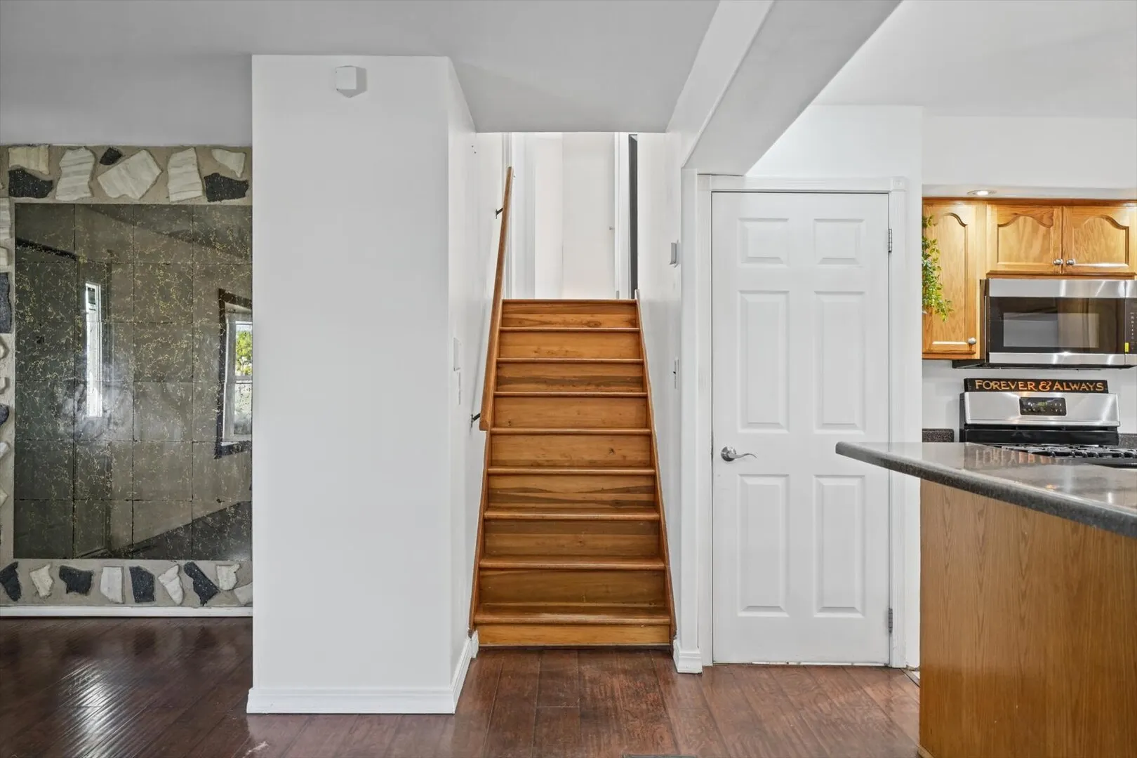 1513 Kenwood Road IL