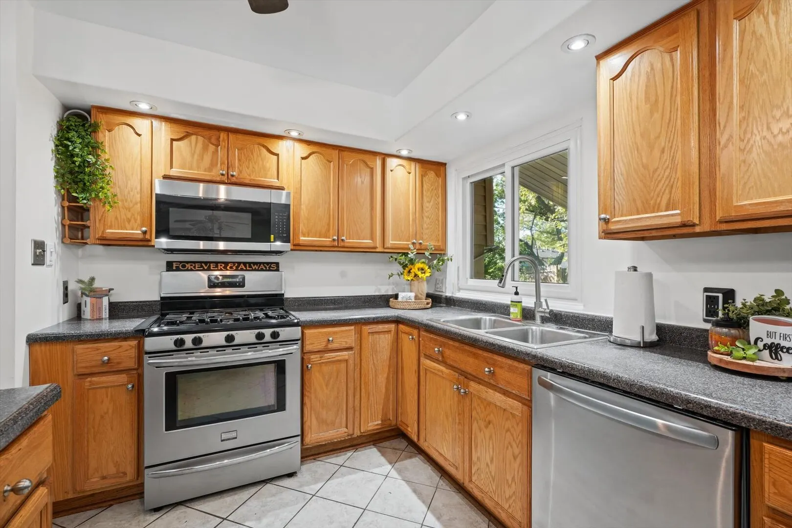 1513 Kenwood Road IL