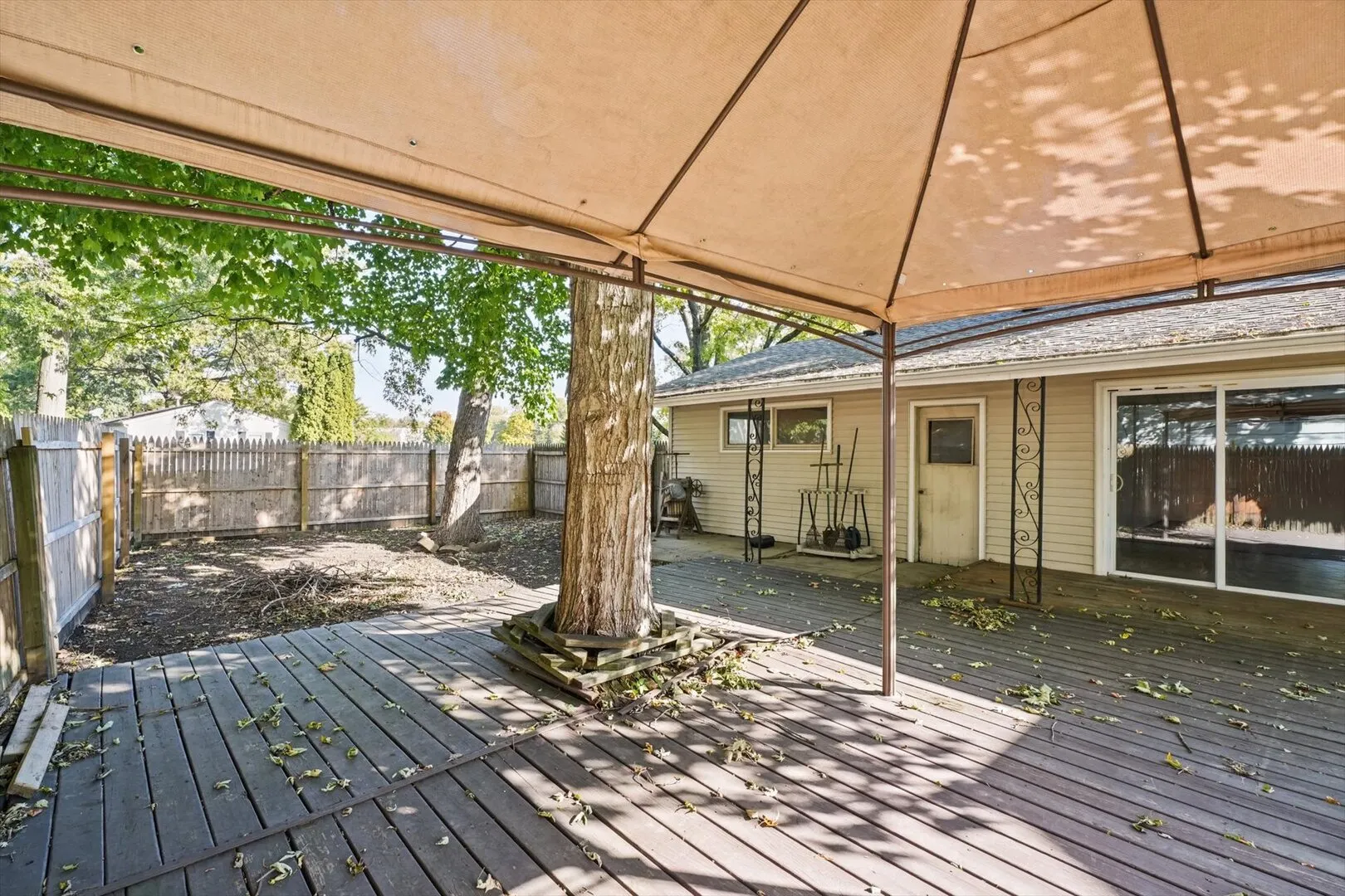 1513 Kenwood Road IL