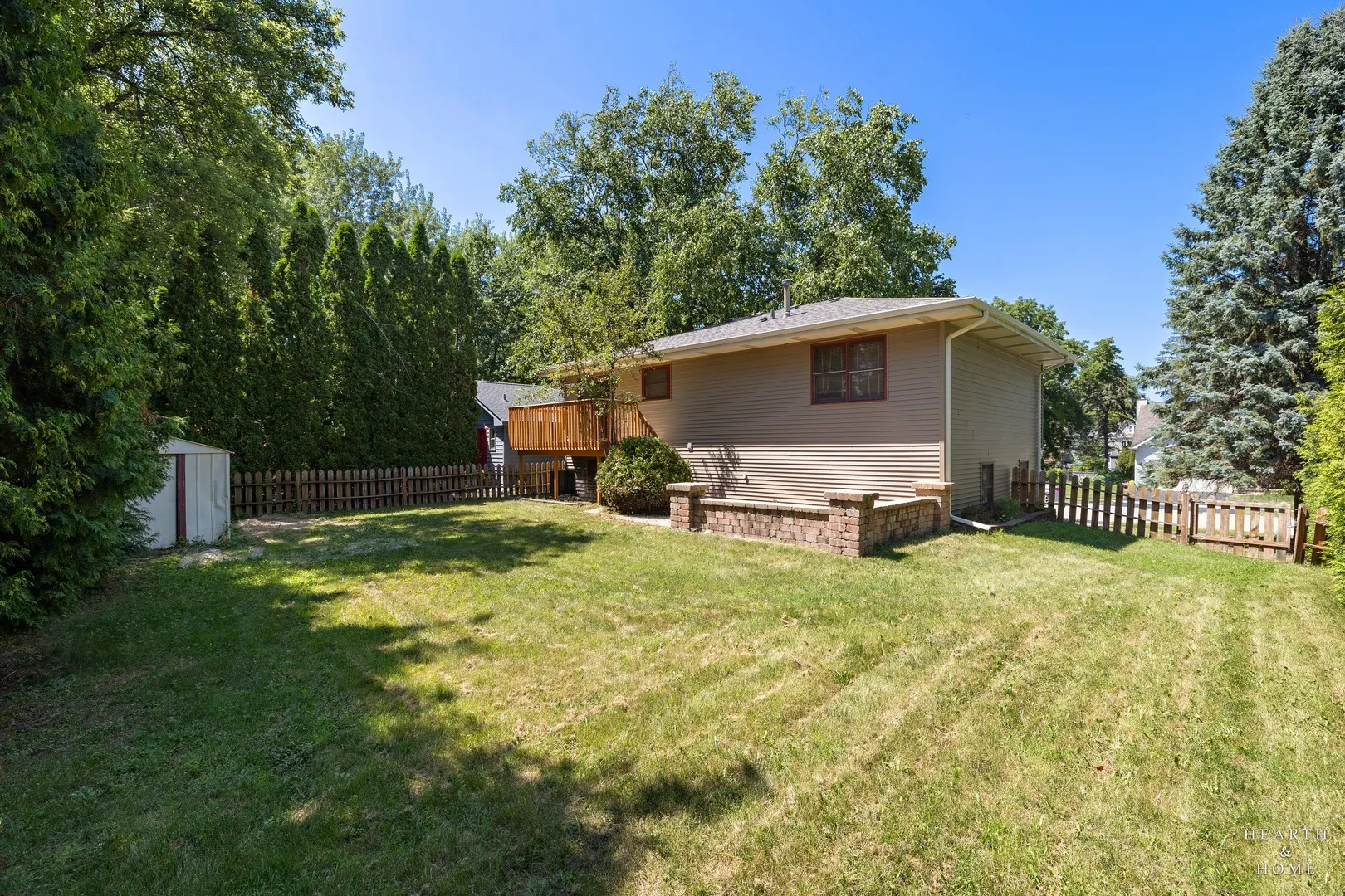 558 Barbary Lane IL