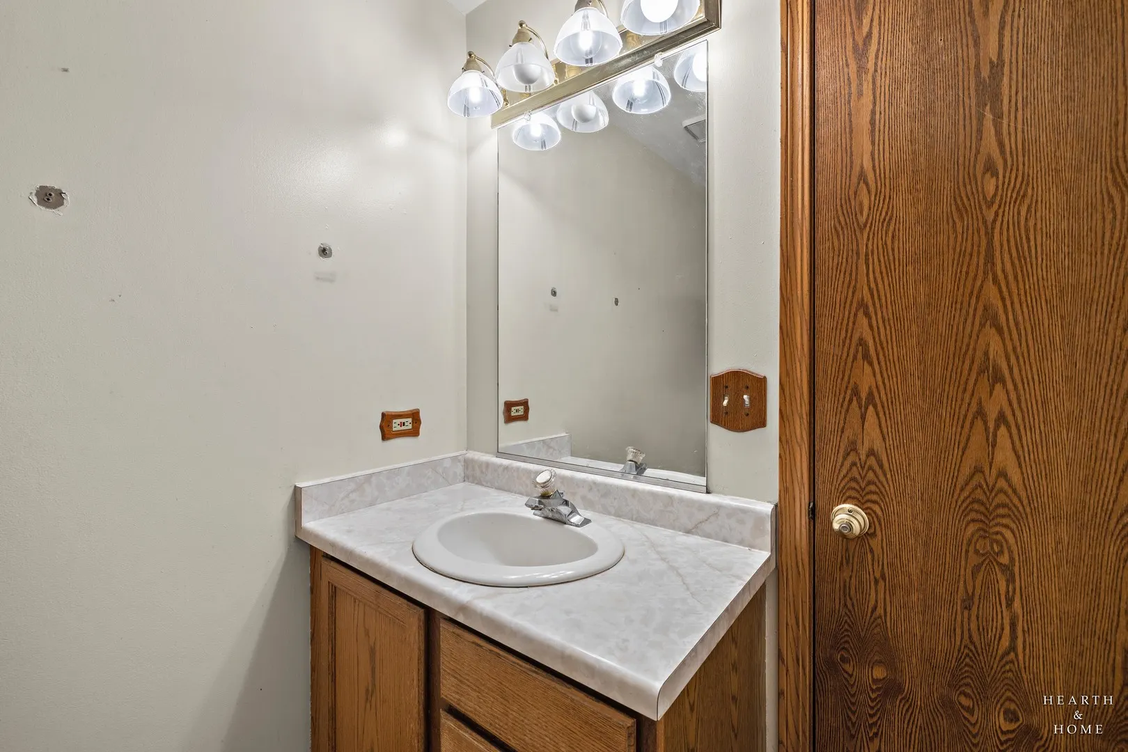 558 Barbary Lane IL