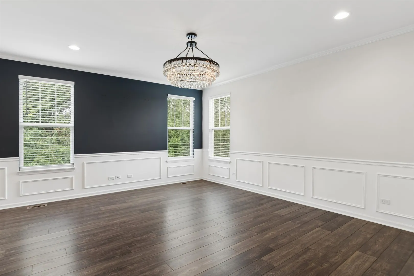 27W116 Redbud Lane IL
