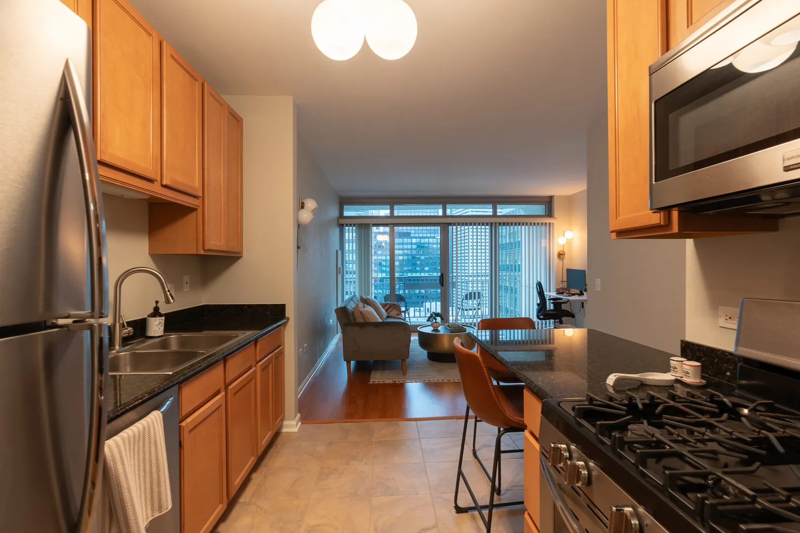125 S Jefferson Street IL #2206