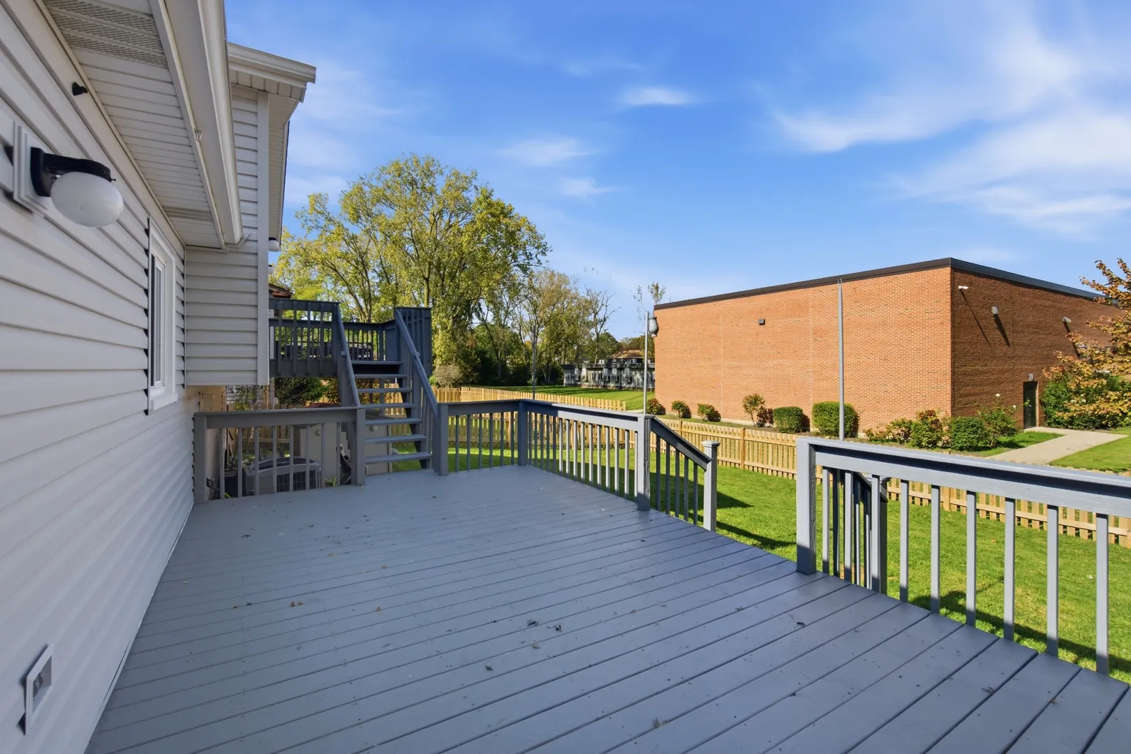 204 W Hawthorne Boulevard IL