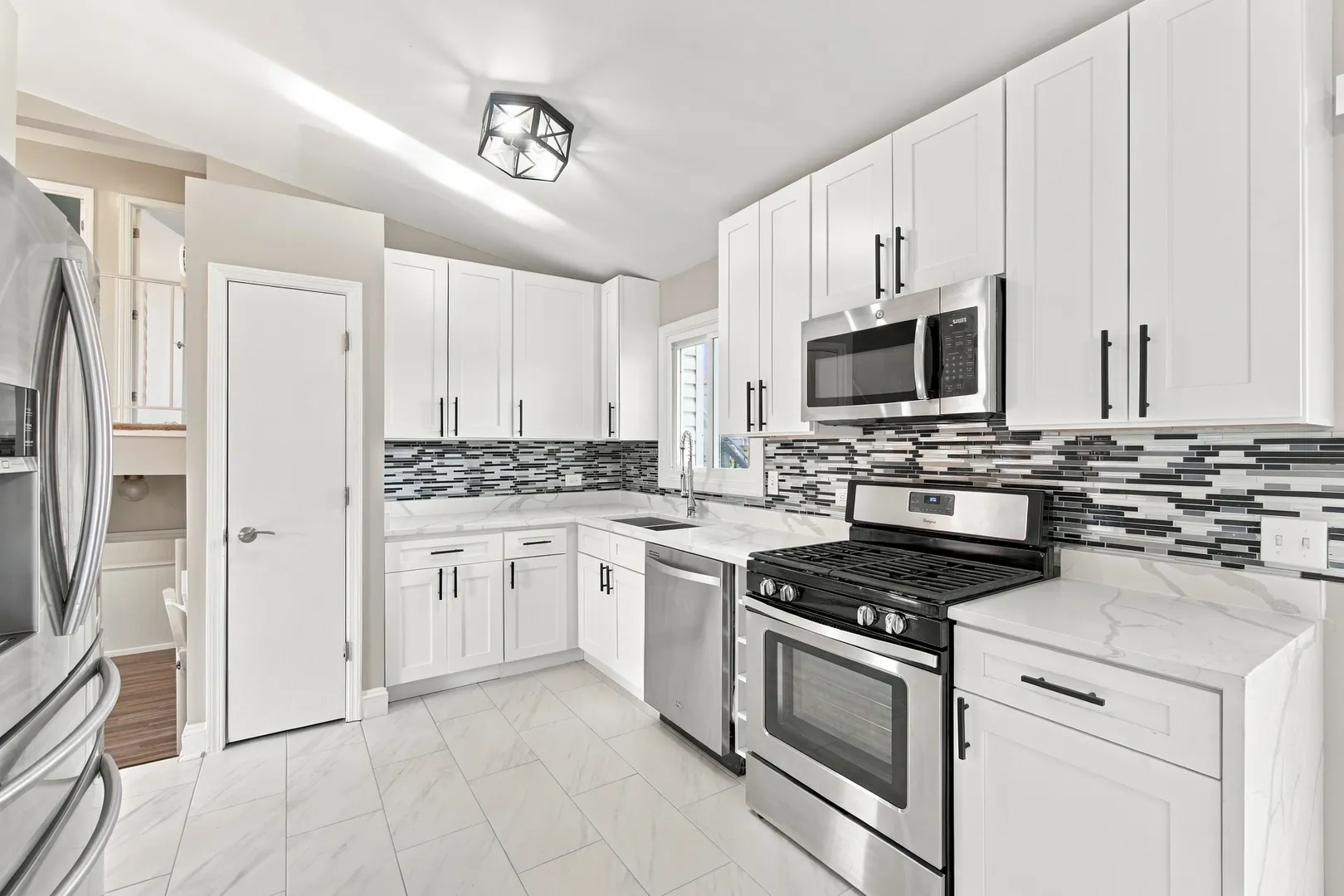 204 W Hawthorne Boulevard IL