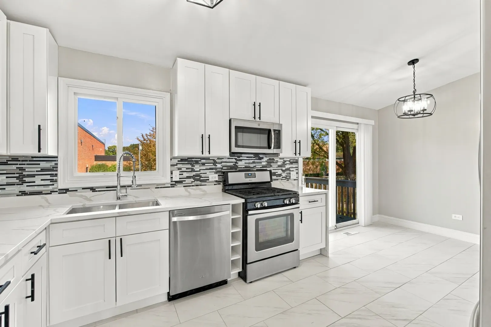204 W Hawthorne Boulevard IL