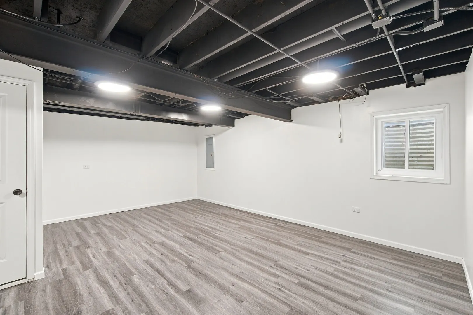 204 W Hawthorne Boulevard IL