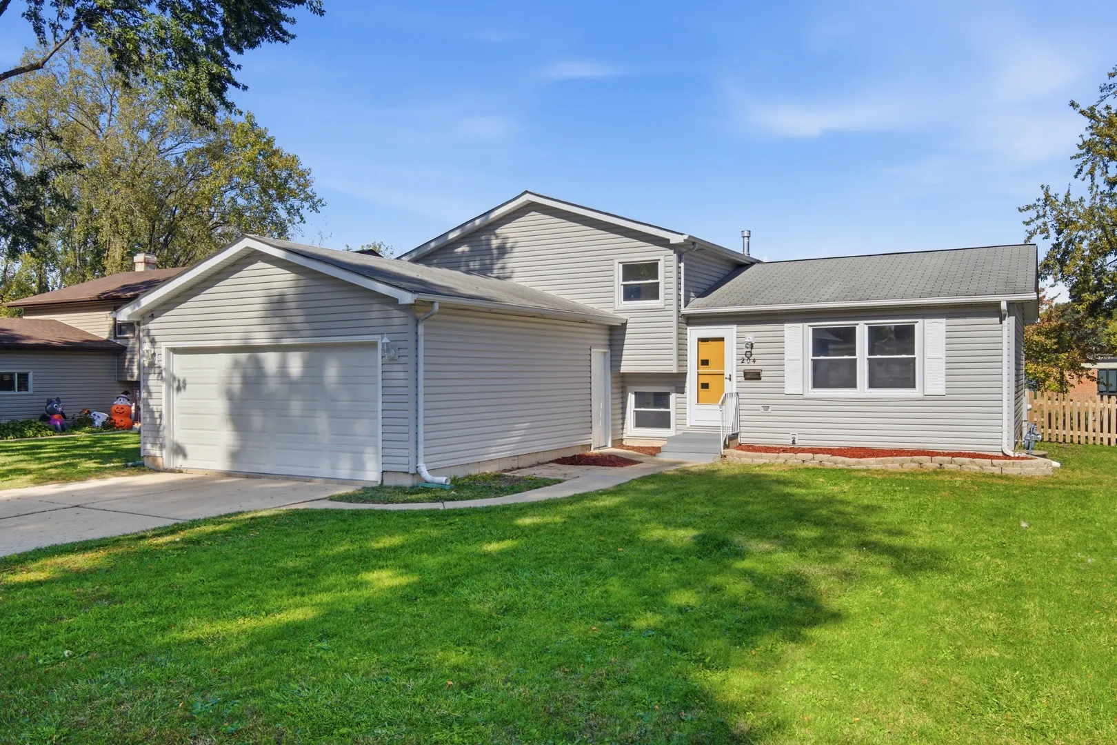 204 W Hawthorne Boulevard IL