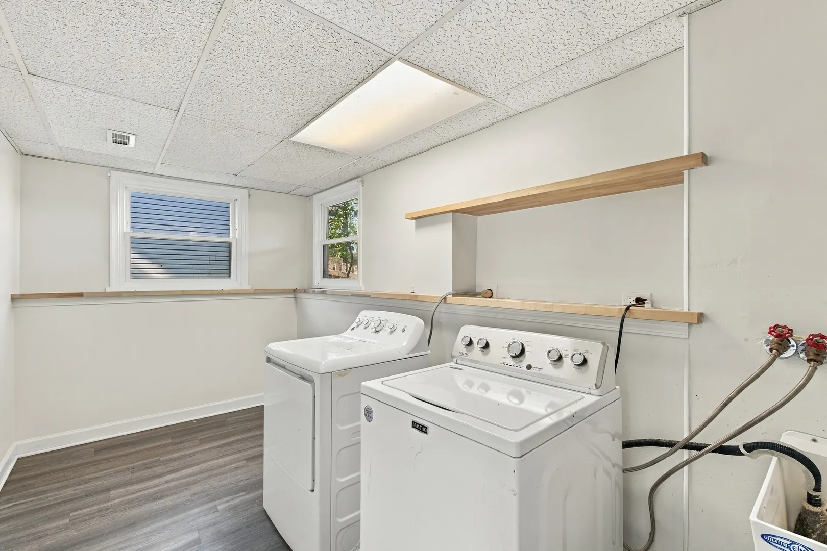 204 W Hawthorne Boulevard IL