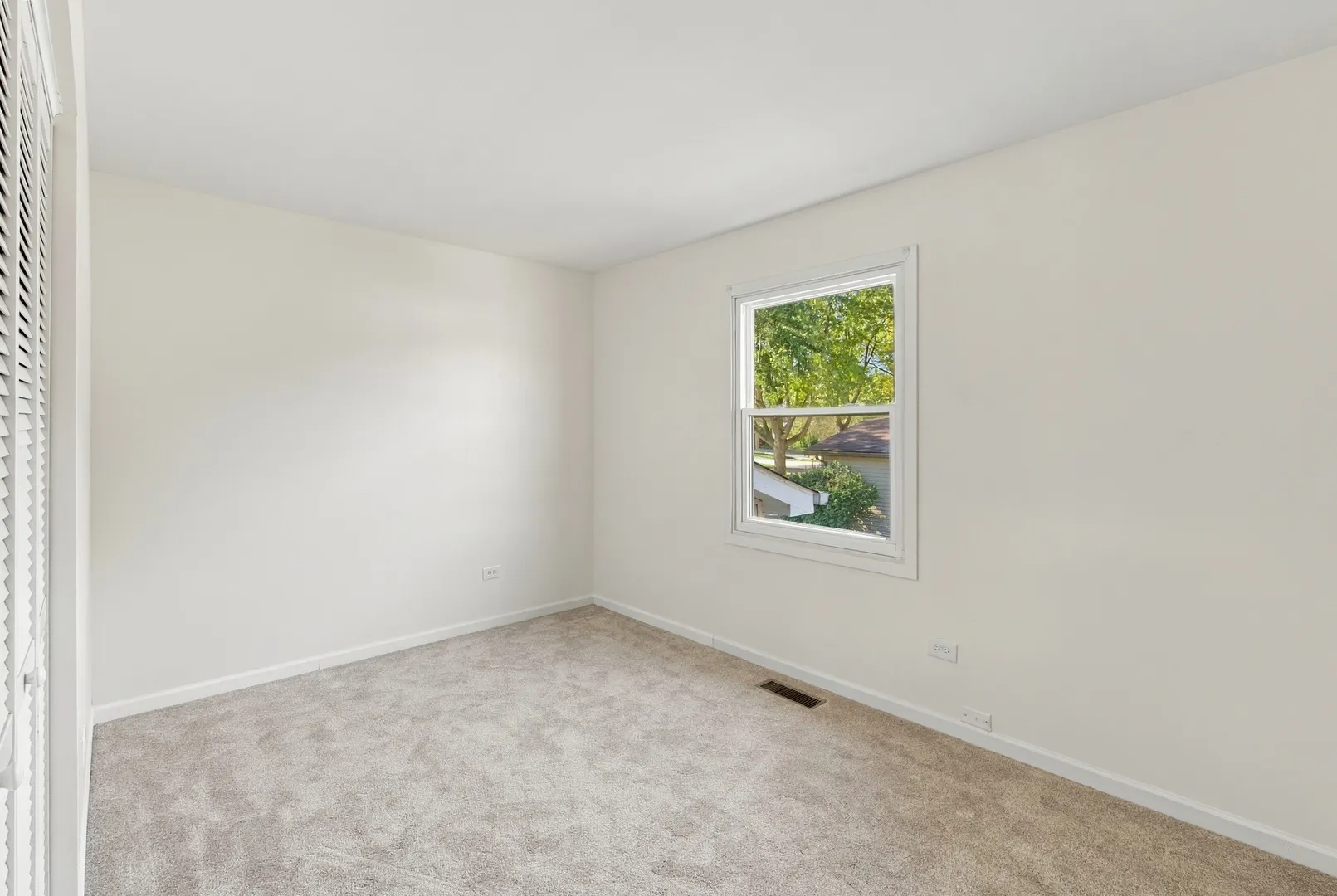 204 W Hawthorne Boulevard IL