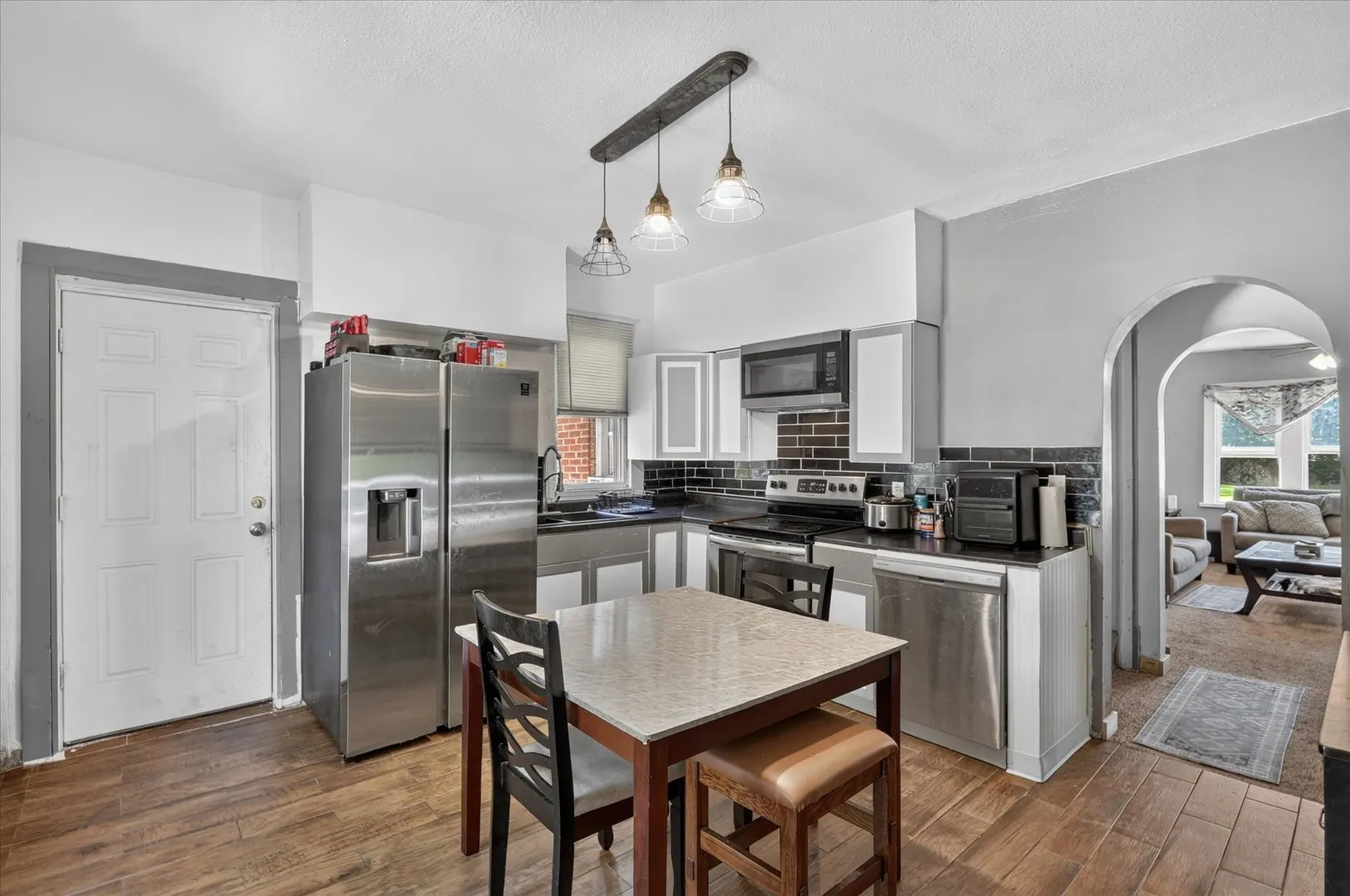 918 S 3rd Street IL