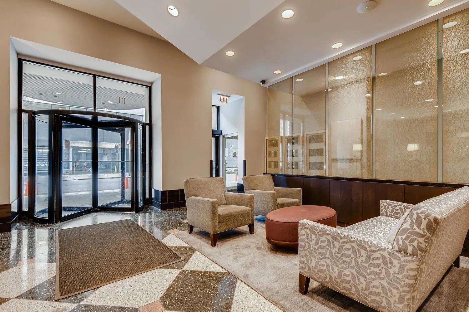 111 W Maple Street IL #2809
