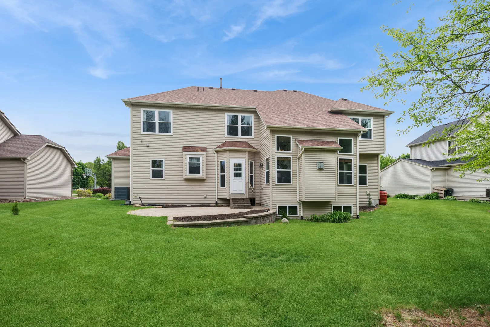 115 Pineridge Drive S IL