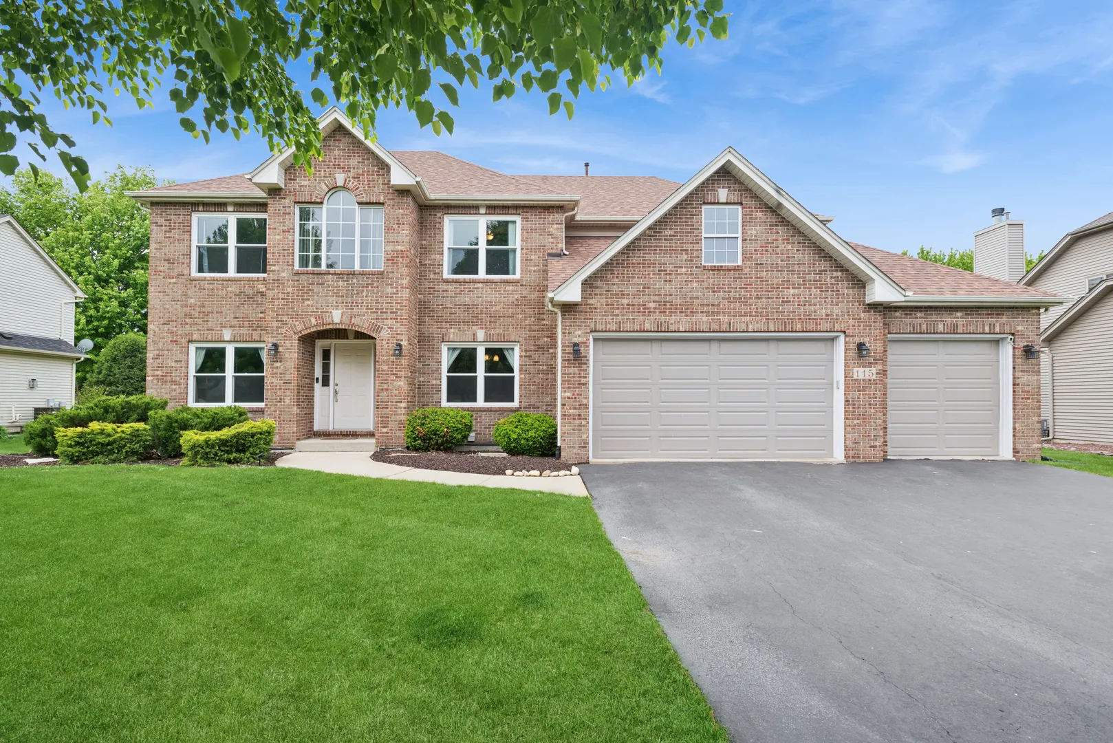 115 Pineridge Drive S IL