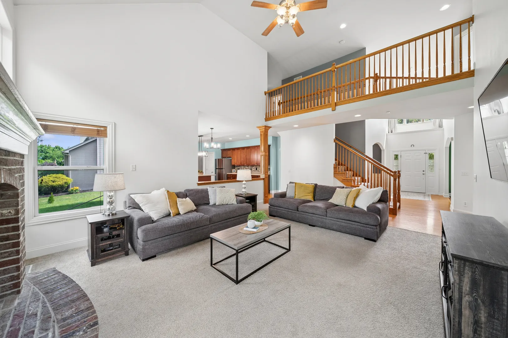 115 Pineridge Drive S IL