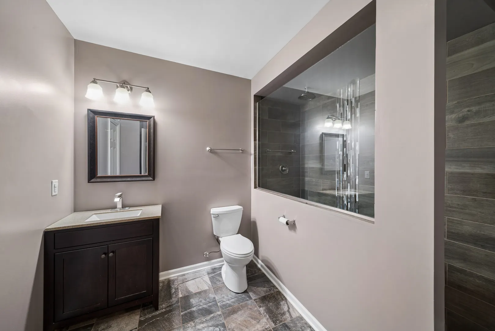 115 Pineridge Drive S IL