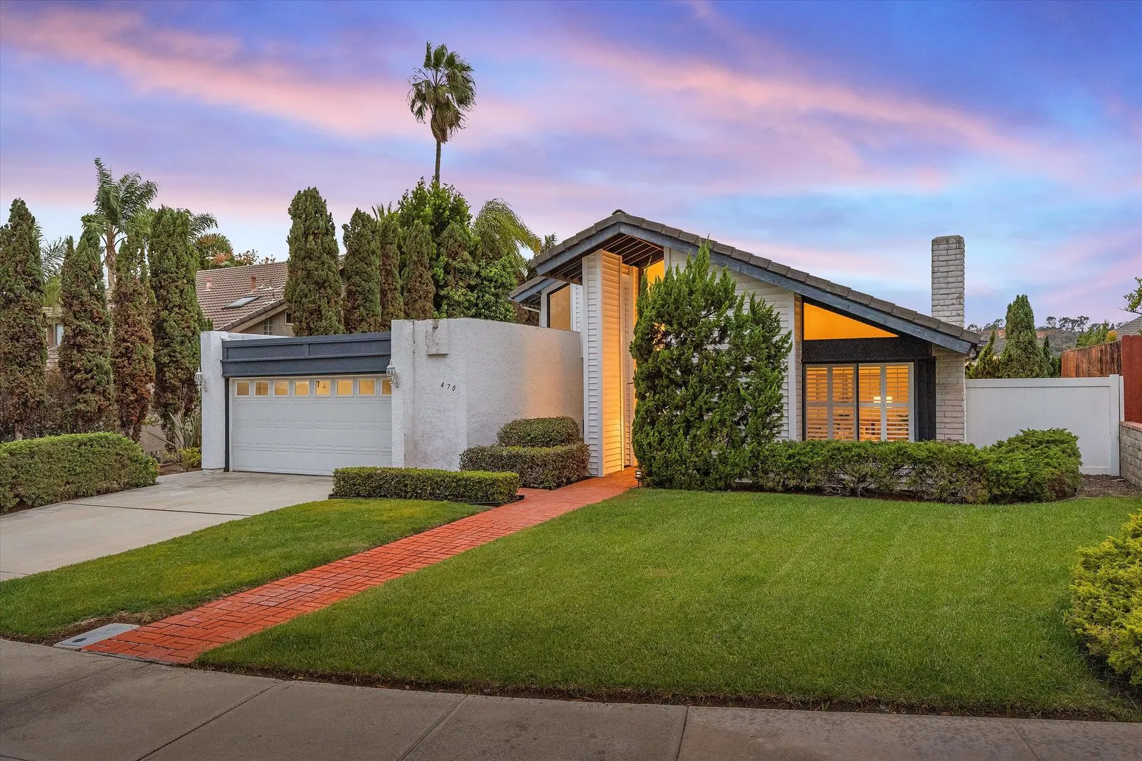 470 Jolina Way CA