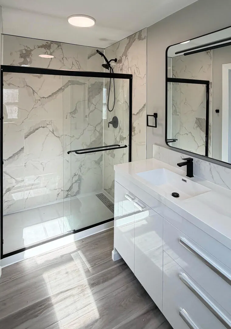 325 E E Lake Shore Drive IL
