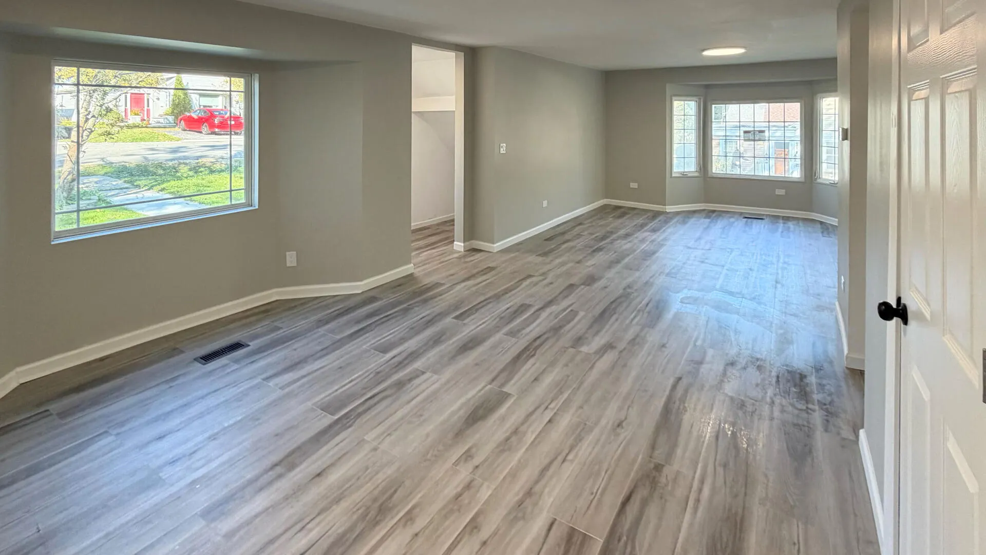 325 E E Lake Shore Drive IL