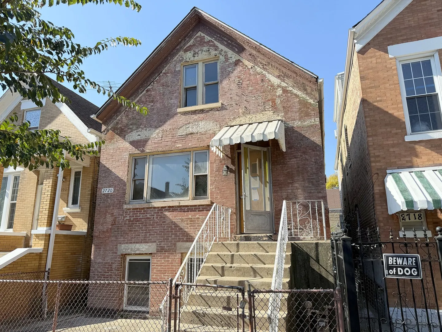 2720 S Saint Louis Avenue IL