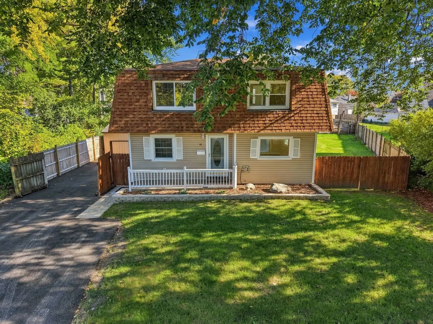 48 East Drive IL