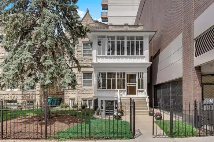 109 S Maple Avenue IL #G