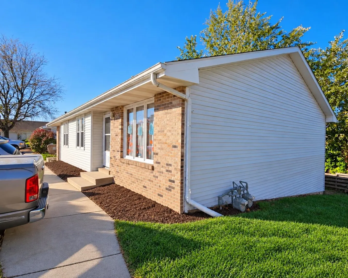 5426 MIDVALE Drive IL
