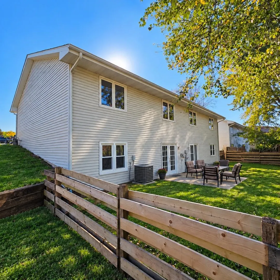 5426 MIDVALE Drive IL