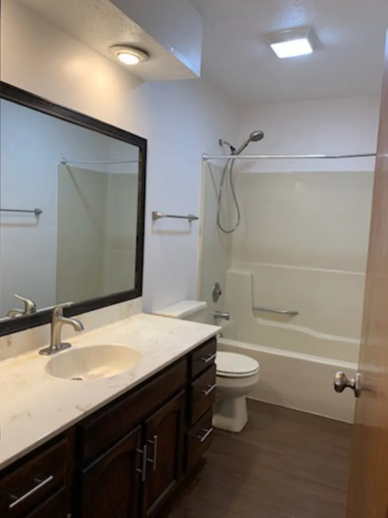 5426 MIDVALE Drive IL