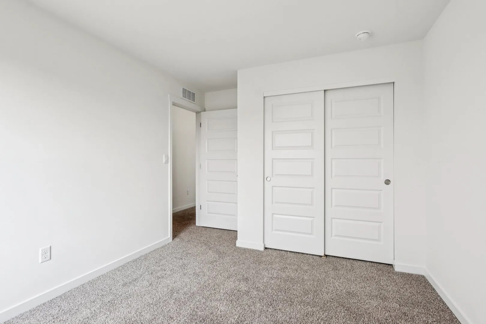 993 Emerald Drive IL