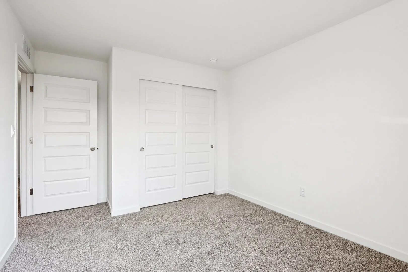 993 Emerald Drive IL
