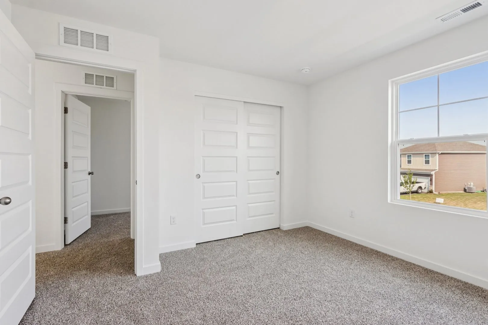 993 Emerald Drive IL