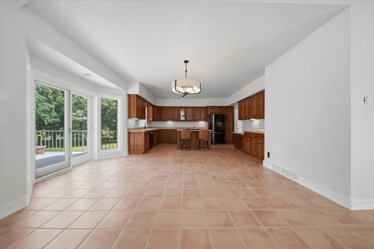17619 Grandview Drive IL