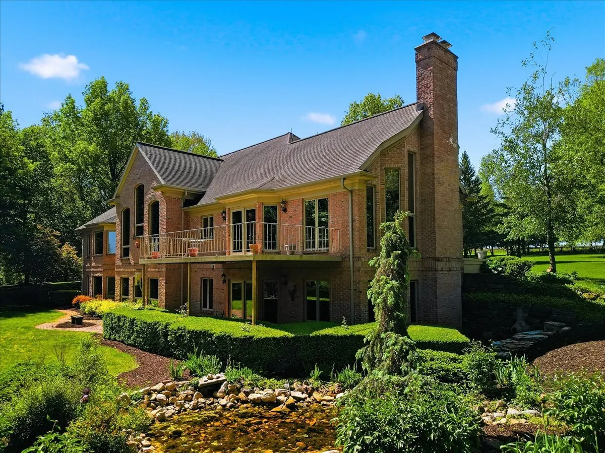 17619 Grandview Drive IL