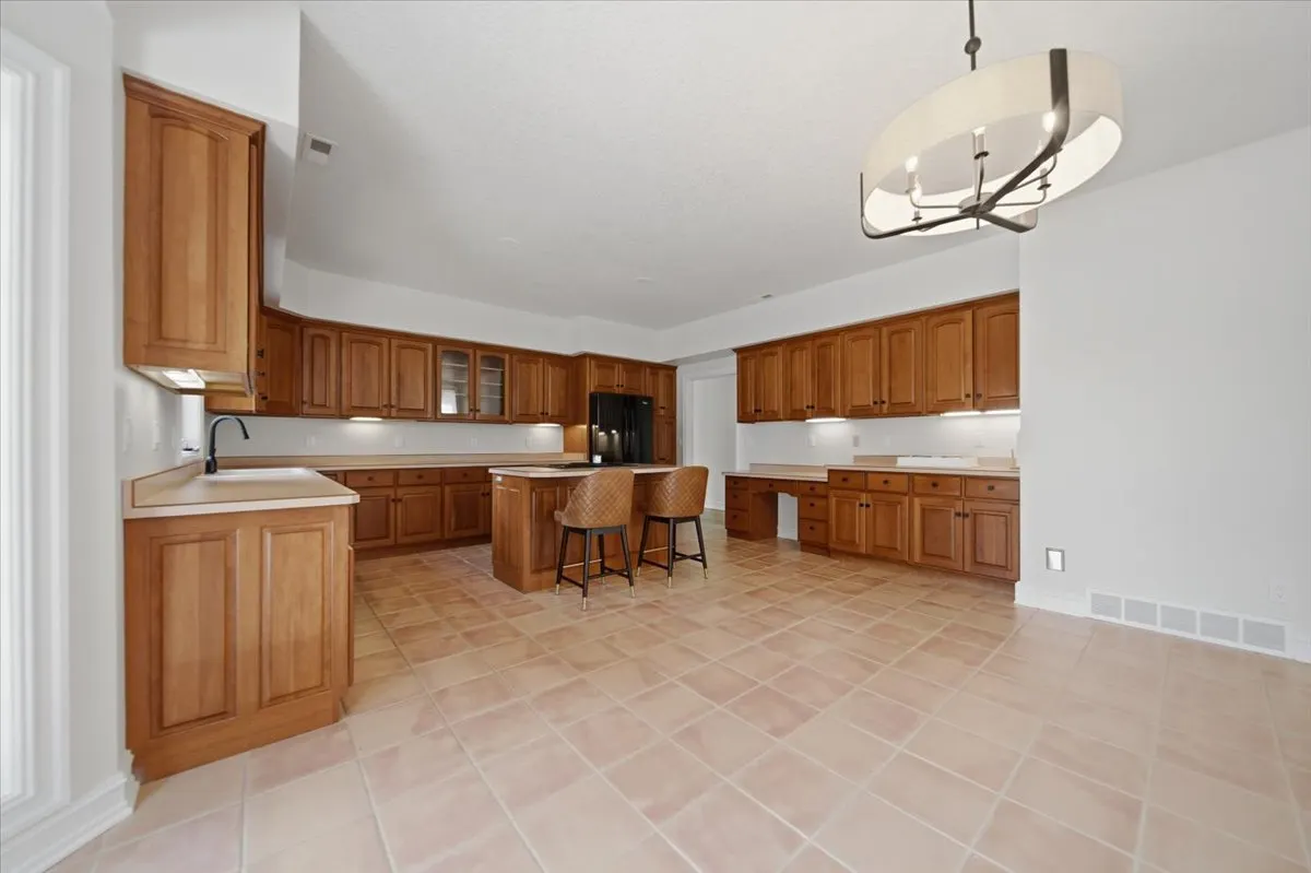 17619 Grandview Drive IL