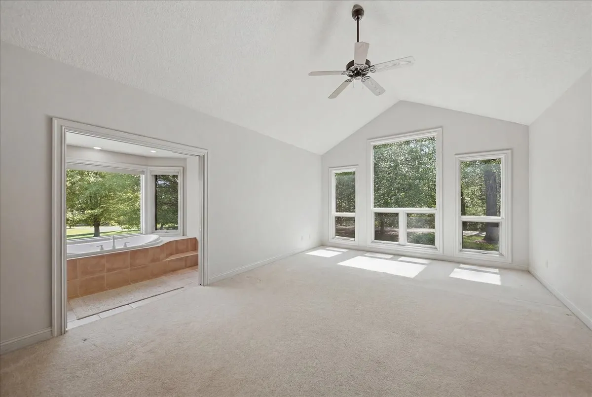 17619 Grandview Drive IL