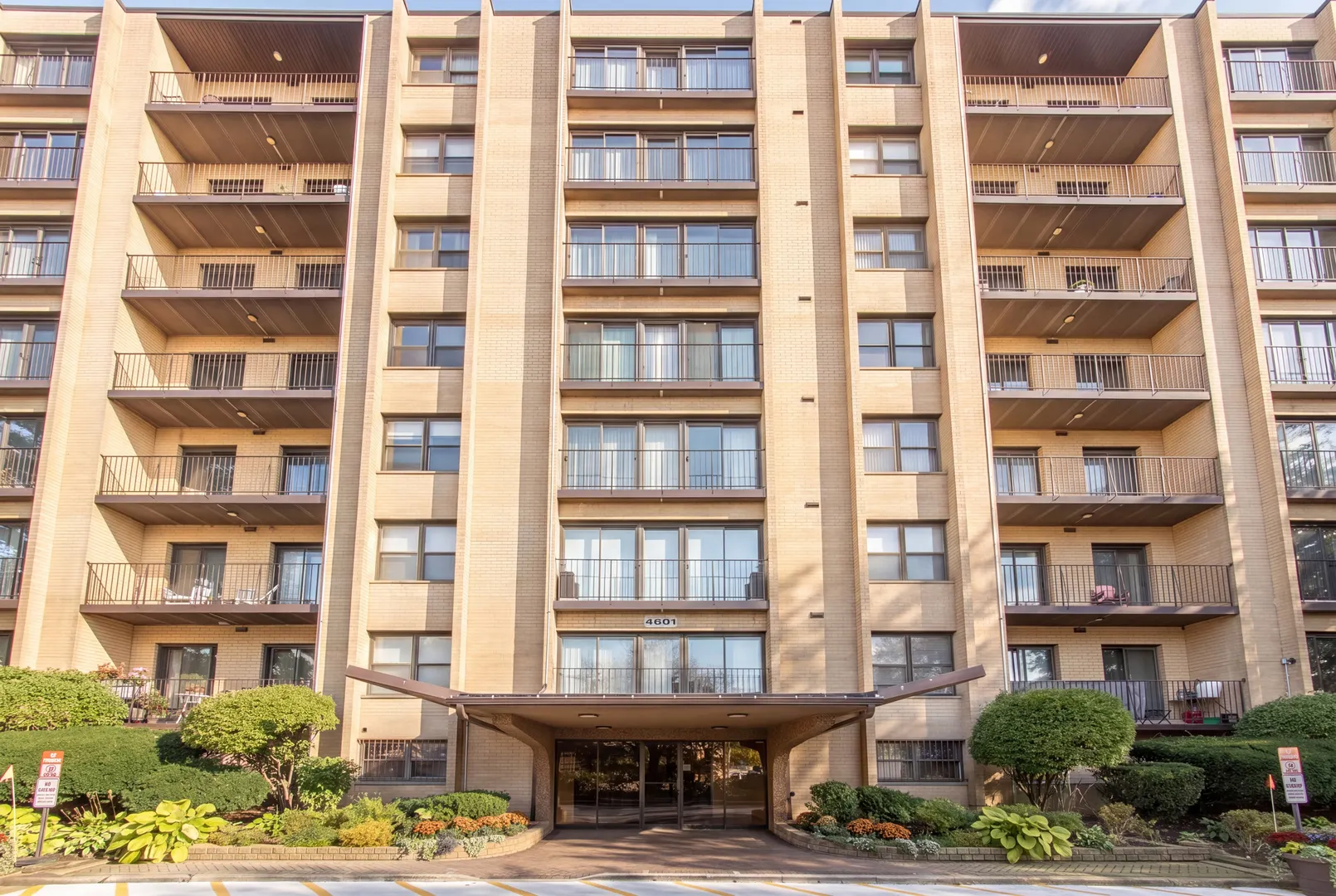 4601 W Touhy Avenue IL #506