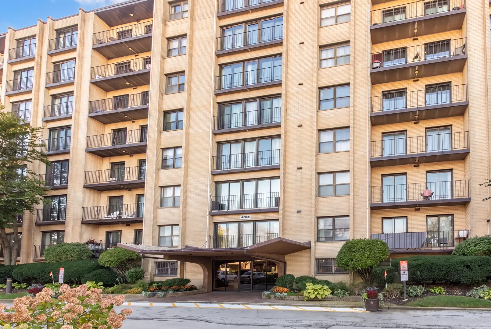4601 W Touhy Avenue IL #506